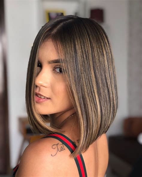 cabelo morena iluminada cabelo curto|Morena iluminada: 80 fotos dos tons que são。